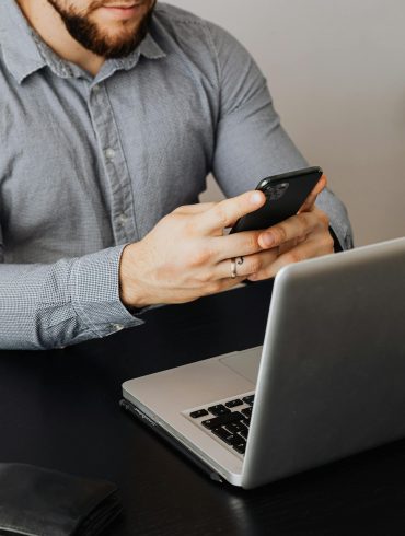 Wie belt mij met het telefoonnummer +31 316 72 81 10