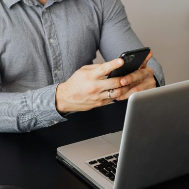 Wie belt mij met het telefoonnummer +31 316 72 81 10